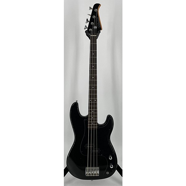 Silvertone bass guitar hotsell