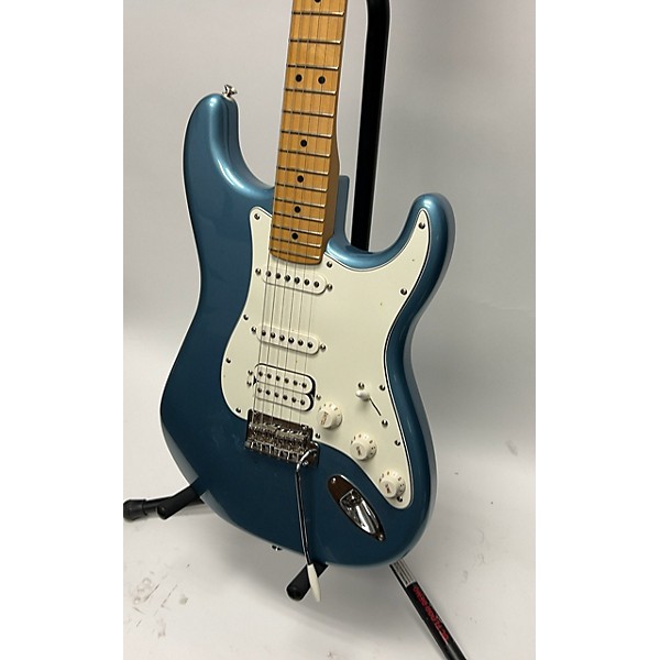 Used Fender Used Fender Player Stratocaster HSS Tidepool Blue Solid Body Electric Guitar