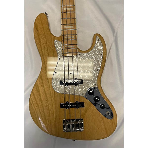 Used Fender Used Fender 1975 Reissue Jazz Bass Natural Electric Bass Guitar