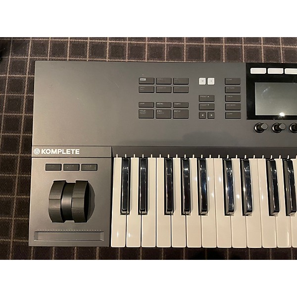 Used Native Instruments Komplete Kontrol S49 MK2 MIDI Controller