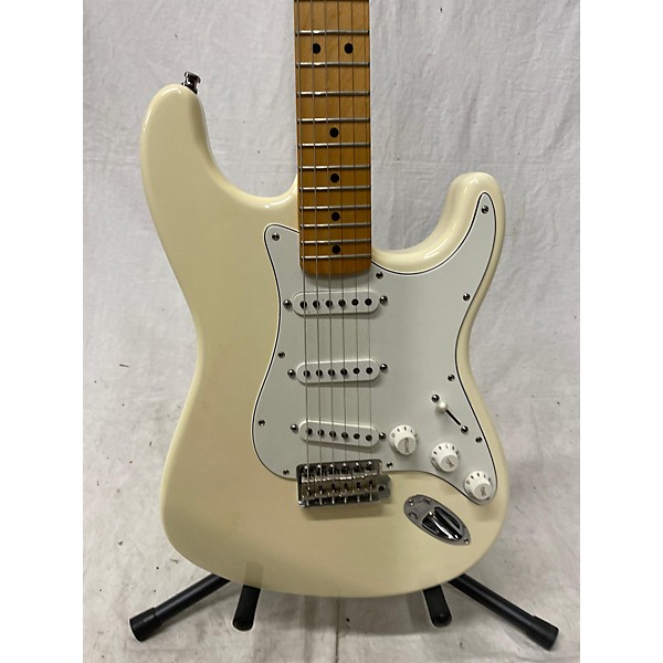 Used Fender Used Fender Artist Series Jimmie Vaughan Tex-Mex Stratocaster Aged White Solid Body Electric Guitar