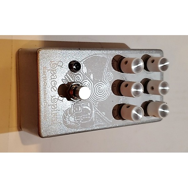 Used EarthQuaker Devices Used EarthQuaker Devices Space Spiral Modulated Delay Effect Pedal