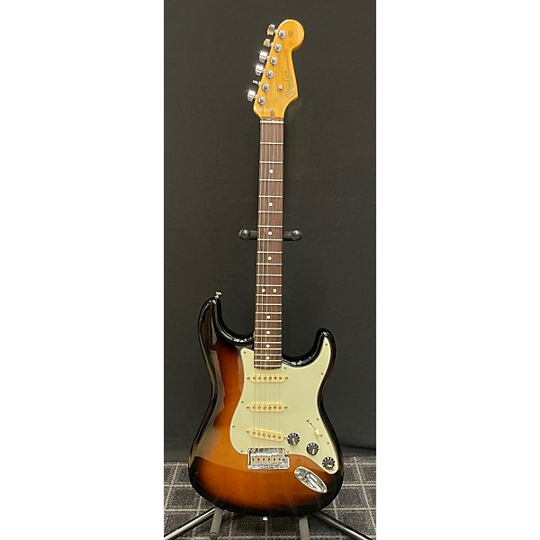 Used Fender Used Fender American Professional II Stratocaster 3 Tone Sunburst Solid Body Electric Guitar