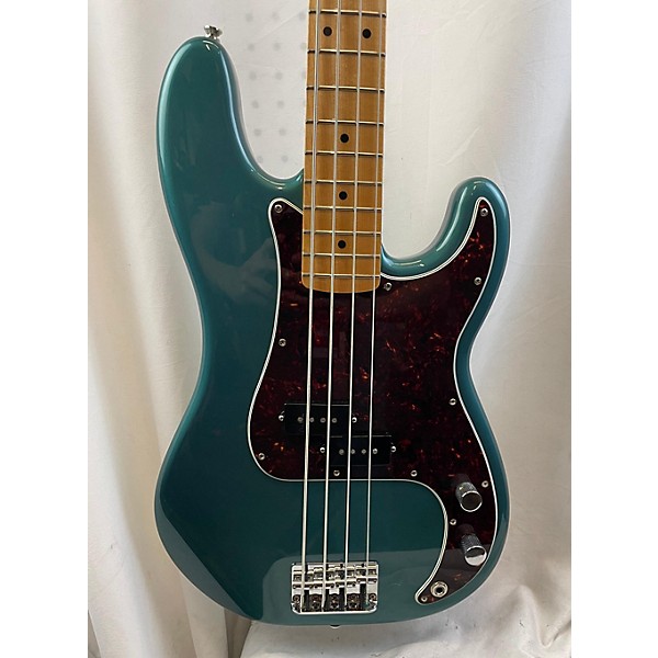 Used Fender Player Precision Bass Electric Bass Guitar