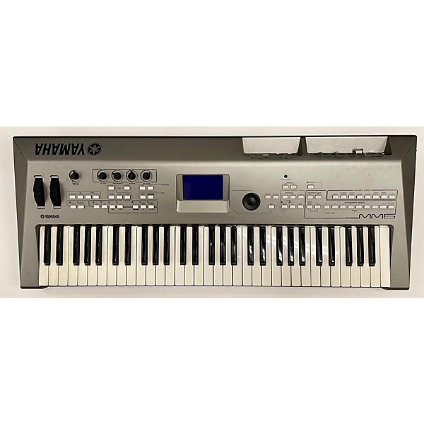 Used Used Yamaha MM6 61 Key Keyboard Workstation