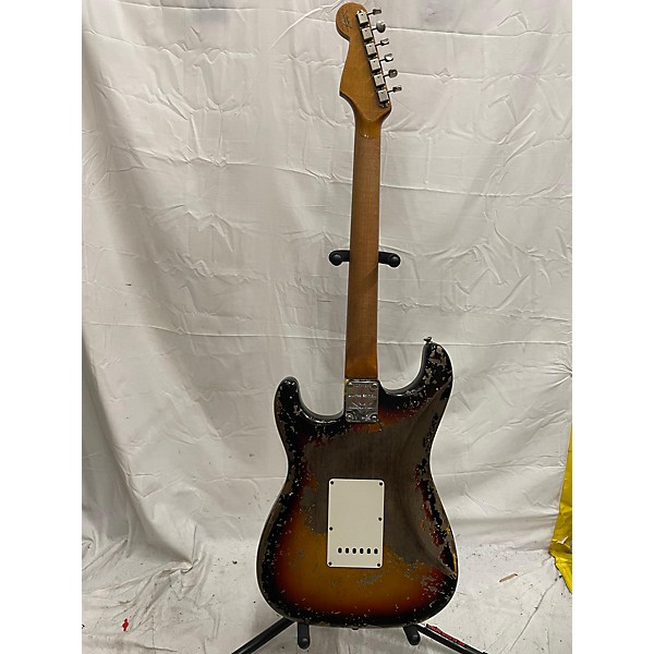 Used Fender Used Fender Custom Shop 1961 Roasted Stratocaster 3 Color Sunburst Solid Body Electric Guitar