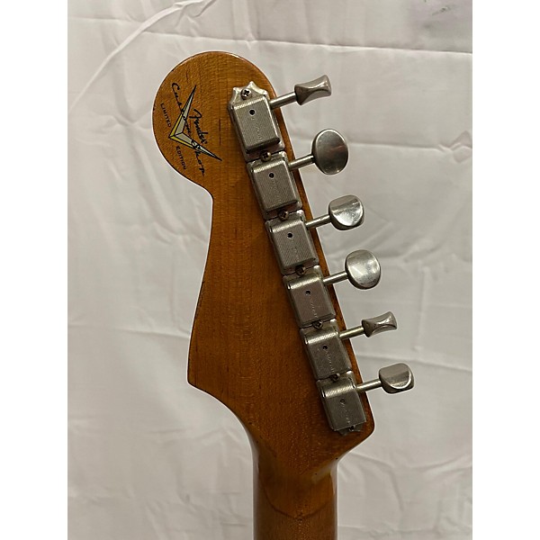 Used Fender Used Fender Custom Shop 1961 Roasted Stratocaster 3 Color Sunburst Solid Body Electric Guitar