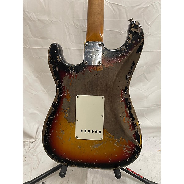 Used Fender Used Fender Custom Shop 1961 Roasted Stratocaster 3 Color Sunburst Solid Body Electric Guitar