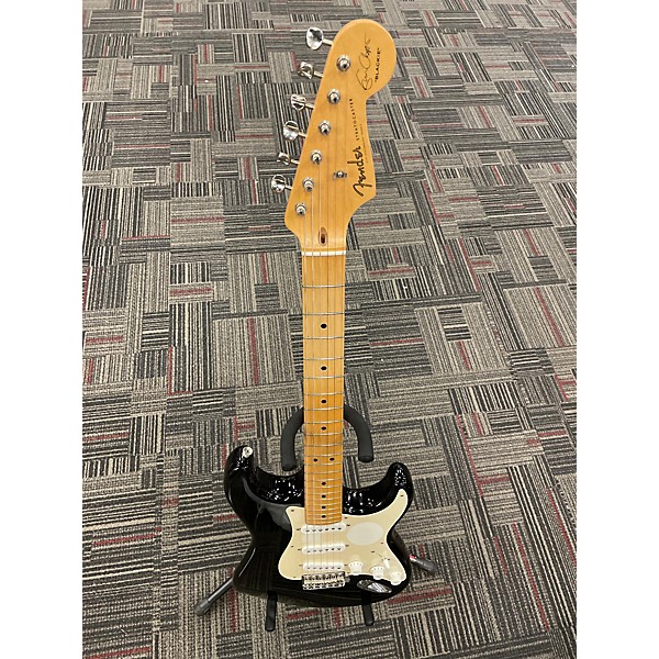 Used Fender Used Fender Artist Series Eric Clapton Stratocaster Blackie Solid Body Electric Guitar