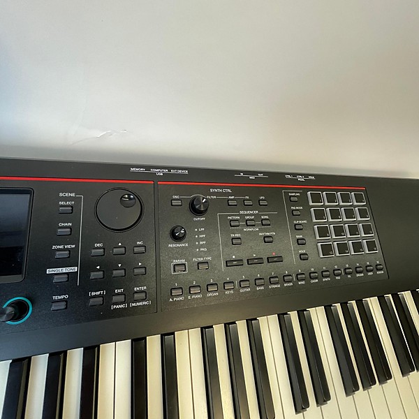 Used Roland Fantom 08 Keyboard Workstation