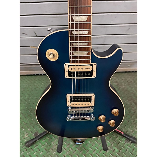 Used Gibson Used 2018 Gibson Les Paul Classic Midnight Burst Solid Body Electric Guitar