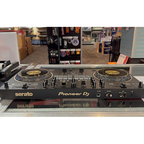 Used Pioneer DJ Used Pioneer DJ DDJ-REV1 DJ Controller