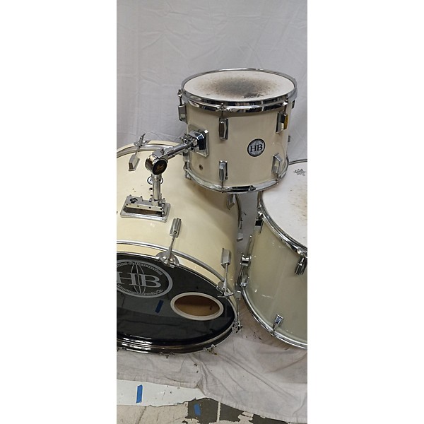 Used Used Huntington Beach 4 piece 4 Piece Drum Set White Drum Kit