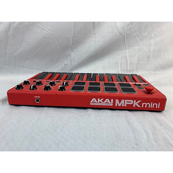 Used Akai Professional Used Akai Professional MPK Mini MIDI Controller