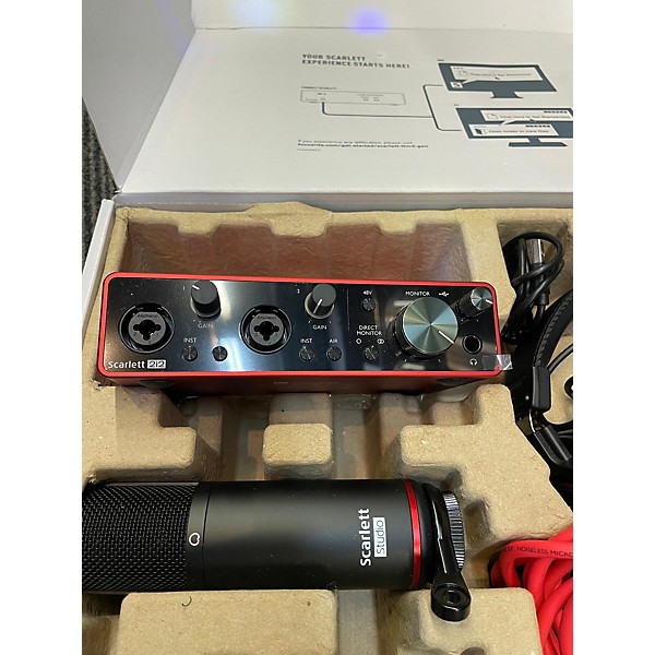 Used Focusrite 2i2 Studio Pack Gen 3 Audio Interface