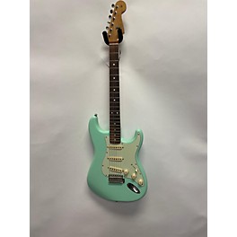 Used Fender Used Fender Vintera II 60 Stratocaster Surf Green Solid Body Electric Guitar