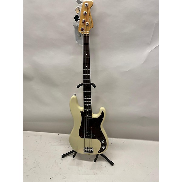 Used Fender Used Fender American Professional Precision Bass Pearl White Electric Bass Guitar