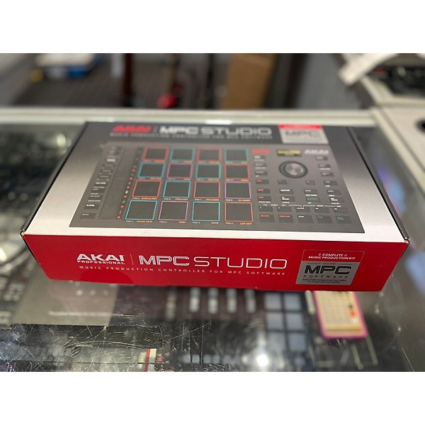 Used Akai Professional Used Akai Professional MPC STUDIO Production Controller