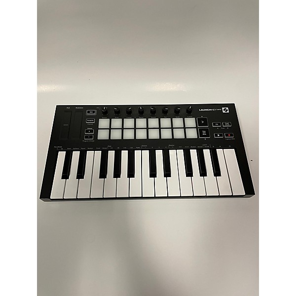 Used Novation Used Novation Launchkey Mini MKII MIDI Controller