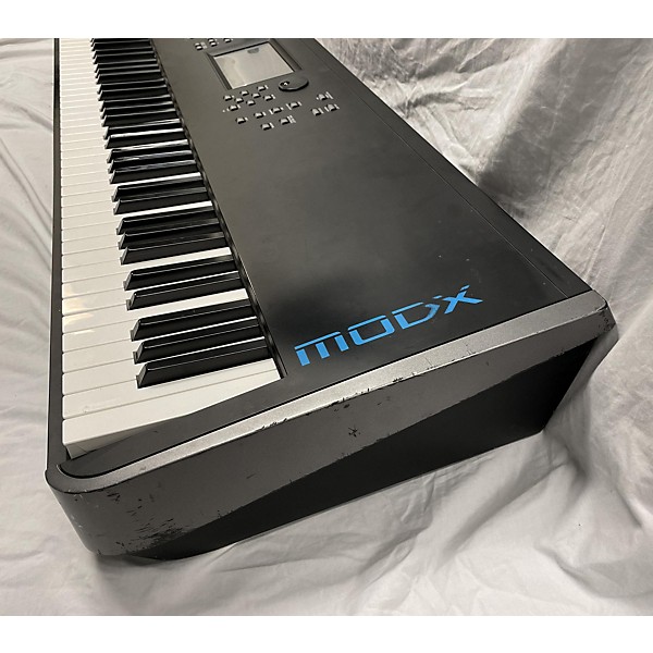 Used Yamaha Used Yamaha MODX8 Synthesizer