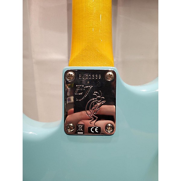 Used Fender Used Fender Artist Series Eric Johnson Stratocaster Tropical Turquoise Solid Body Electric Guitar