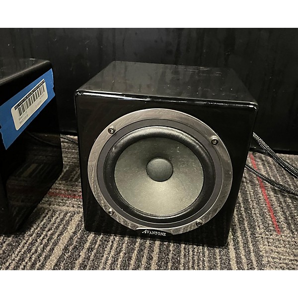 Used Avantone Mixcube [Pair] Powered Monitor