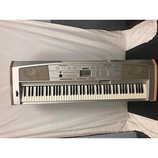 Used Yamaha Used Yamaha DGX500 Keyboard Workstation