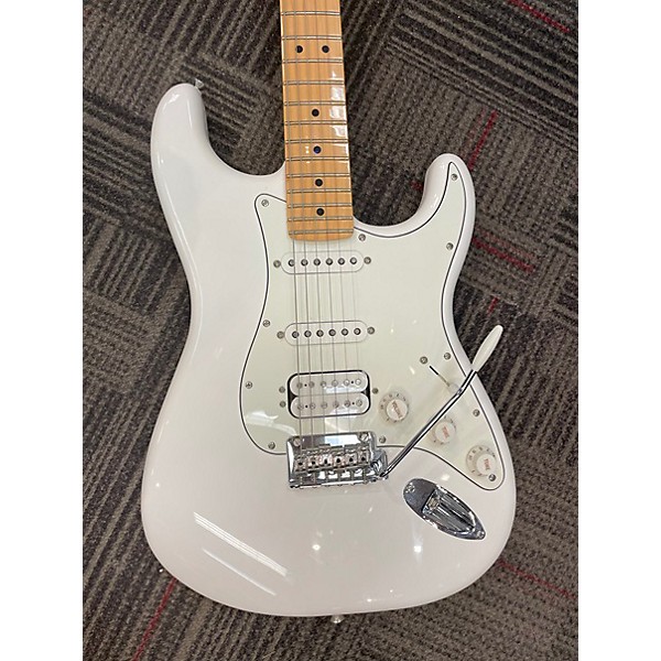 Used Fender American Ultra Stratocaster Pearl White Solid Body Electric Guitar