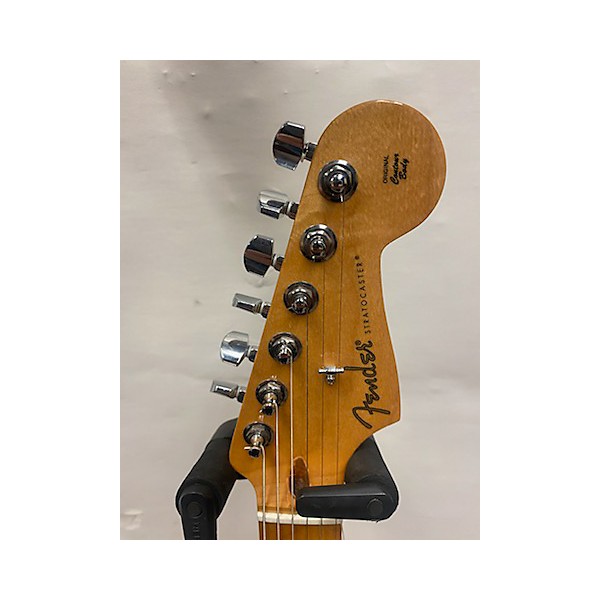 Used Fender Used Fender Player Stratocaster HSS Plus Top Vintage Sunburst Solid Body Electric Guitar