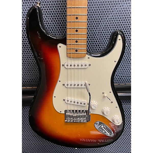 Used Fender Used Fender Standard Stratocaster 3 Tone Sunburst Solid Body Electric Guitar