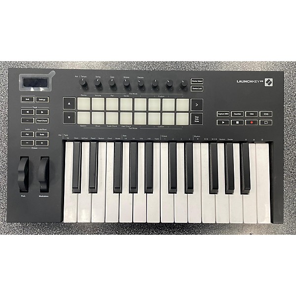 Used Novation Launchkey 25 Key MIDI Controller