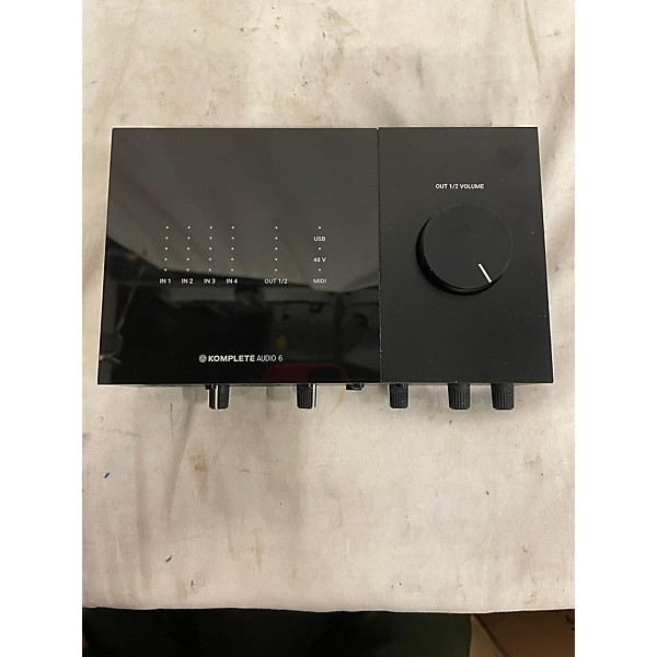 Used Native Instruments Used Native Instruments Komplete Audio 6 MK2 Audio Interface