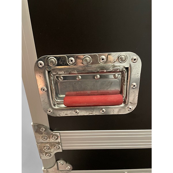 Used Gator SPEAKER TRUNK WITH CASTERS Sound Package