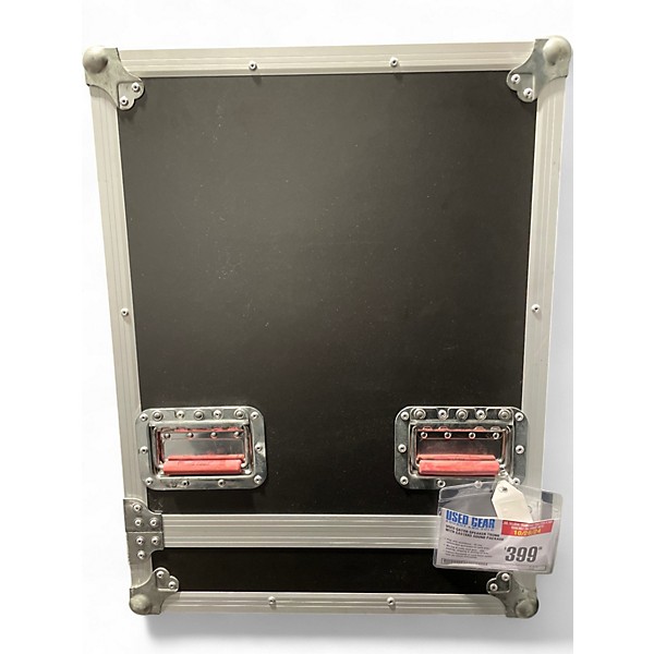 Used Gator SPEAKER TRUNK WITH CASTERS Sound Package