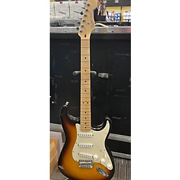 Used Fender Used 2007 Fender Player Stratocaster Brown Sunburst Solid Body Electric Guitar