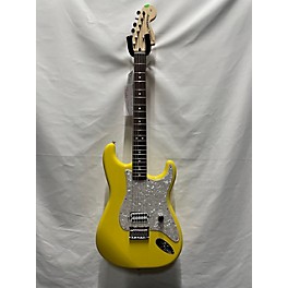 Used Fender TOM DELONGE SIGNATURE STRATOCASTER Yellow Solid Body Electric Guitar