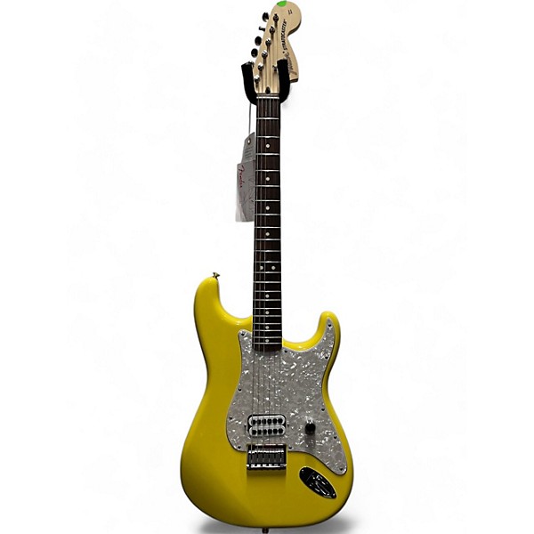 Used Fender TOM DELONGE SIGNATURE STRATOCASTER Yellow Solid Body Electric Guitar