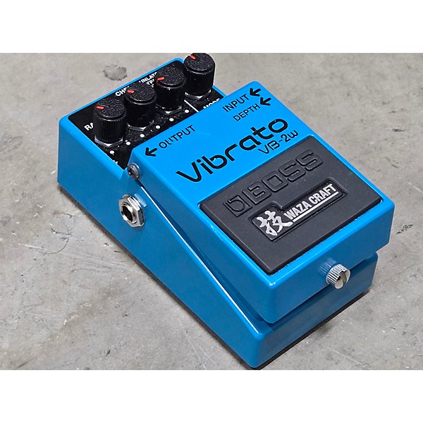 Used BOSS Vibrato VB-2w Effect Pedal