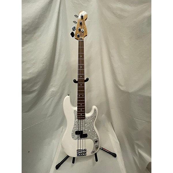 Used Fender Player Precision Bass Electric Bass Guitar