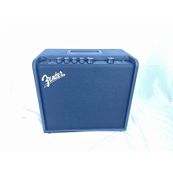 Used Fender Used Fender Mustang LT25 25W 1x8 Guitar Combo Amp