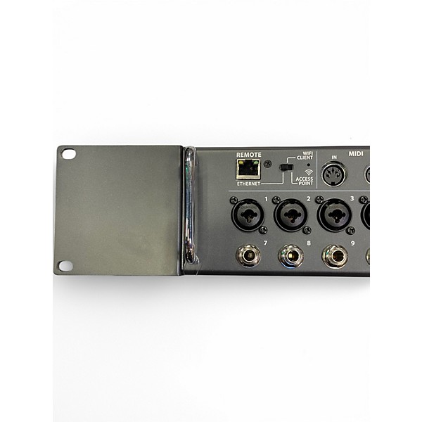 Used Behringer x air xr12 Digital Mixer