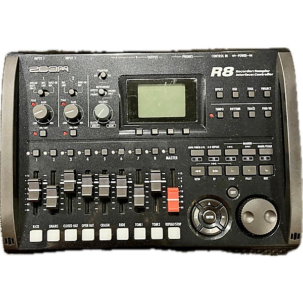 ZOOM R8 レコーダー・インターフェース・サンプラー Zoom_ZR8_8_Track_SD_Recorder_1