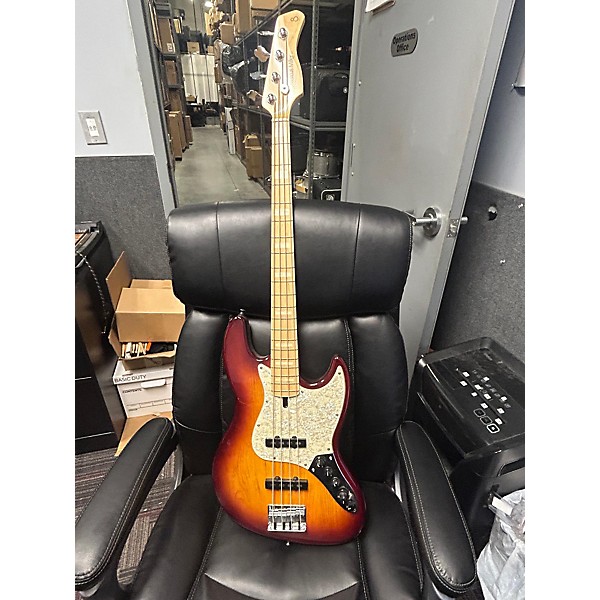 Used Sire Used Sire Marcus Miller V7 Swamp Ash 2 Color Sunburst Electric Bass Guitar