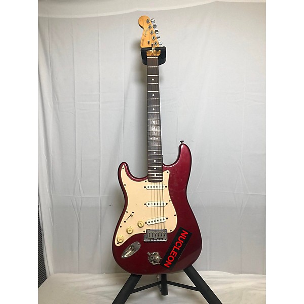 Vintage Fender Vintage 1988 Fender Standard Stratocaster Burgundy Solid Body Electric Guitar