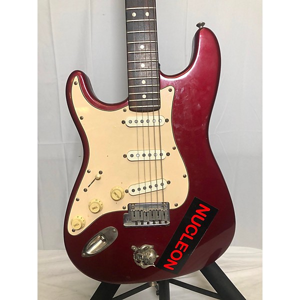 Vintage Fender Vintage 1988 Fender Standard Stratocaster Burgundy Solid Body Electric Guitar