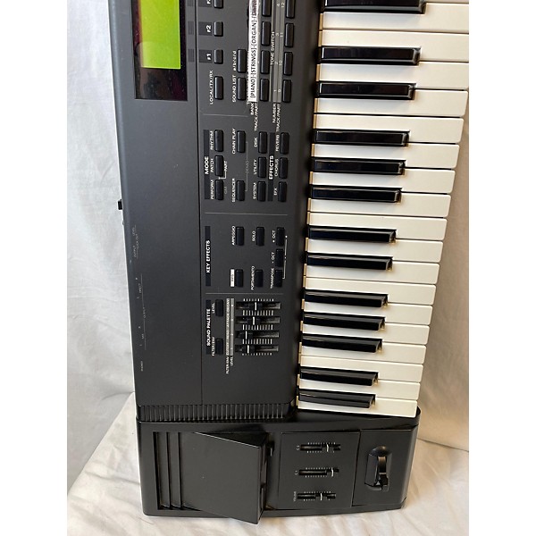 Used Roland XP-60 Synthesizer