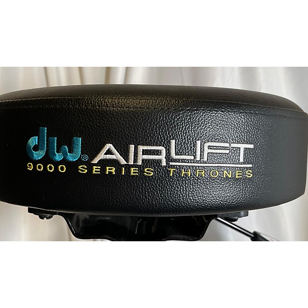 Used DW Used DW Heavy-Duty Air Lift Throne Round Drum Throne