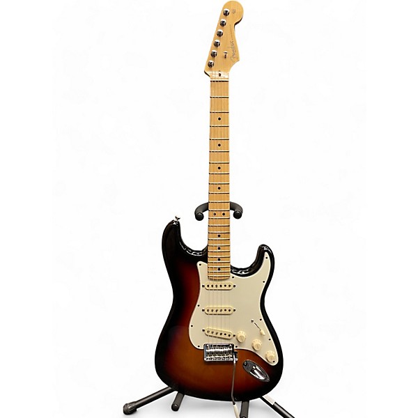 Used Fender Used Fender American Standard Stratocaster 2 Color Sunburst Solid Body Electric Guitar