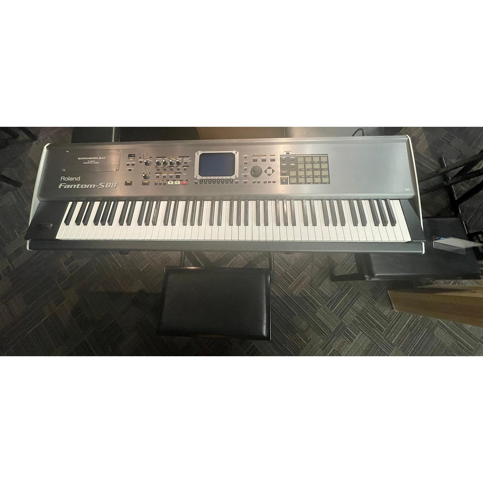 Used Roland Fantom S88 Keyboard Workstation Guitar Center