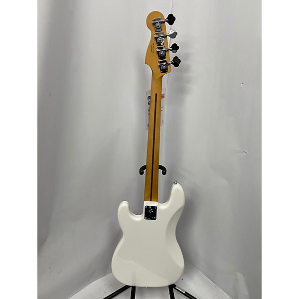 Used Fender Used Fender Player II Precision White Electric Bass Guitar